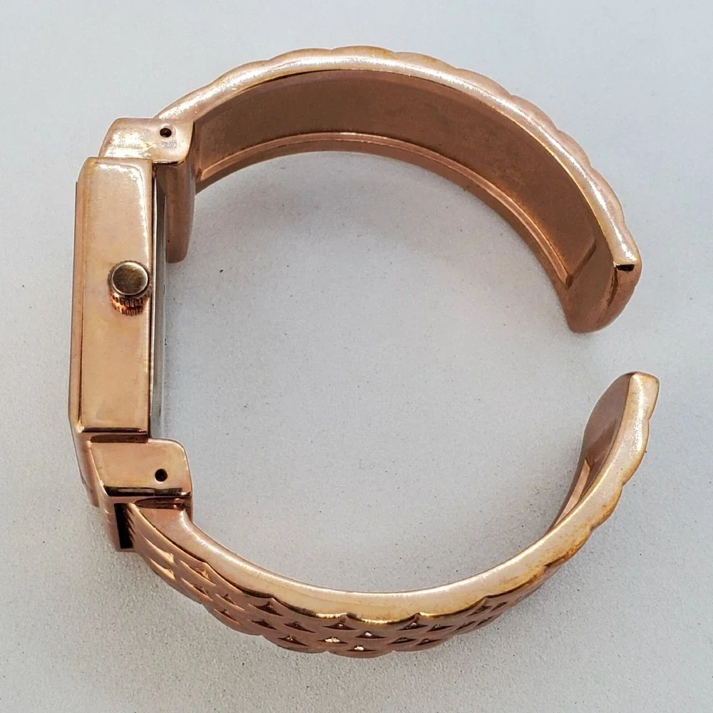 28MM Women's Rose Gold‎ Fashion Casual Cuff Bangle Watch 5.5